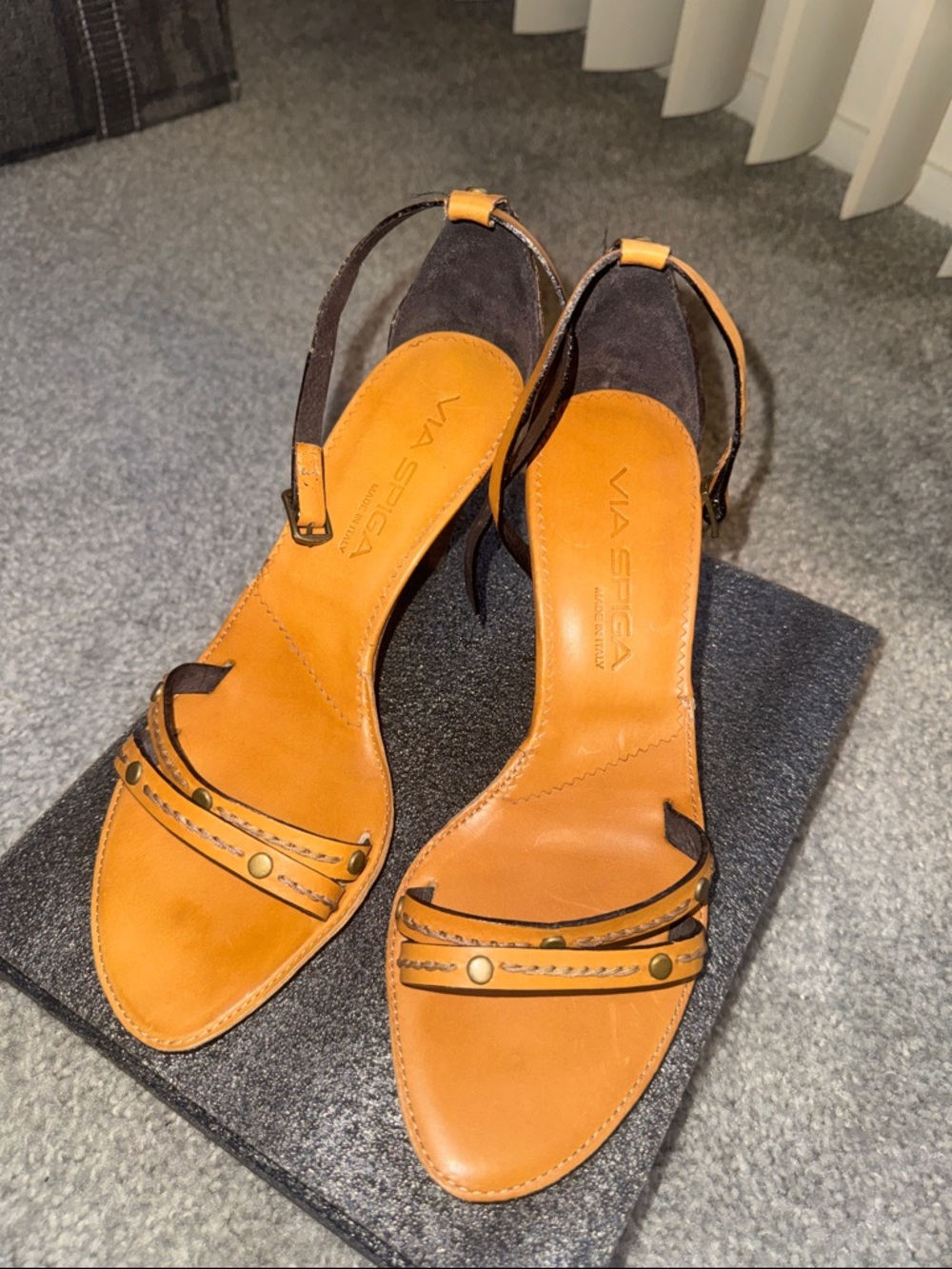 Via Spiga Tan and Dark Brown Leather Slingback Heels
